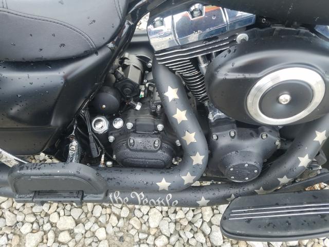 2011 HARLEY-DAVIDSON FLHX 1HD1KBM10BB671459