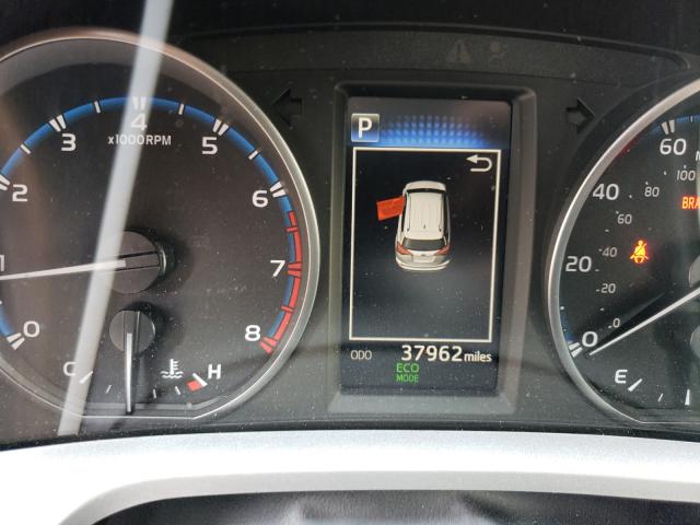 2018 TOYOTA RAV4 ADVEN JTMRFREV2JD243320