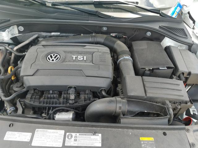2017 VOLKSWAGEN PASSAT R-L 1VWDT7A30HC038331