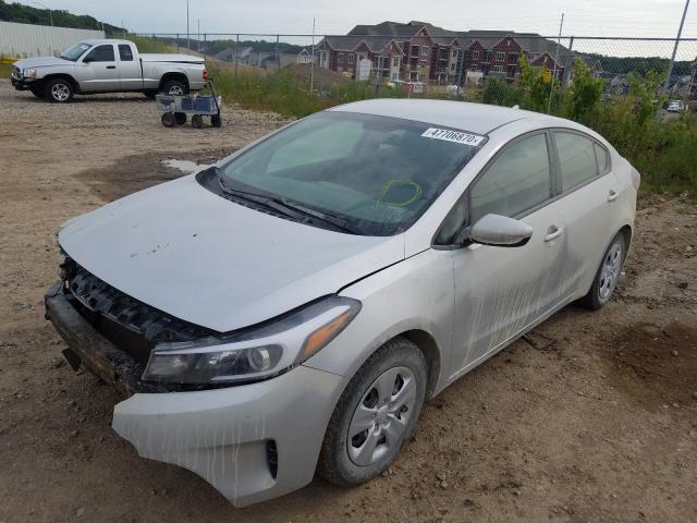 2017 KIA FORTE LX 3KPFL4A76HE044351