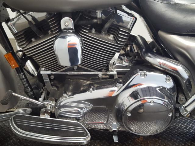 2007 HARLEY-DAVIDSON FLHX 1HD1KB41X7Y679475