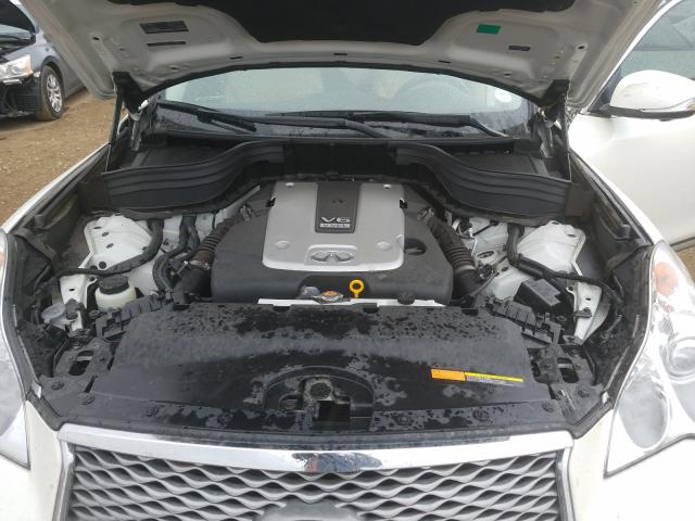 2017 INFINITI QX50 JN1BJ0RR6HM400305