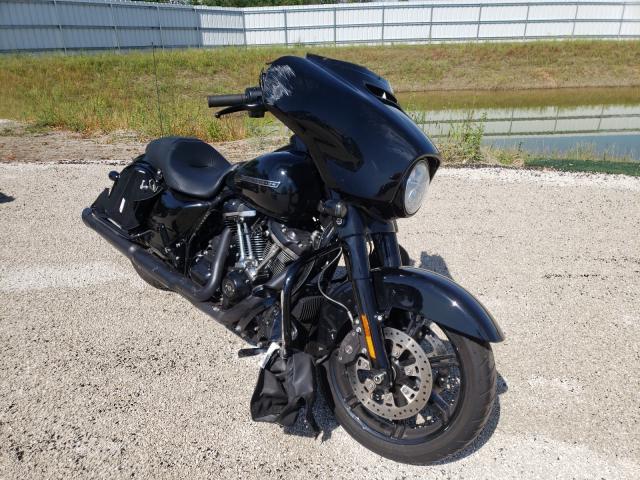 Salvage cars for sale from Copart Milwaukee, WI: 2020 Harley-Davidson Flhxs