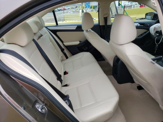2014 VOLKSWAGEN JETTA SE 3VWD17AJXEM329692