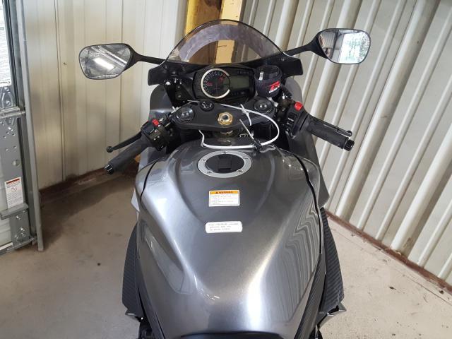 2018 SUZUKI GSX-R600 JS1GN7FA3J2100196