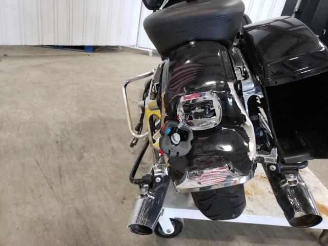 2018 HARLEY-DAVIDSON FLHTCU ULT 1HD1FCC16JB670519