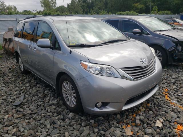 Toyota Sienna XLE 2014