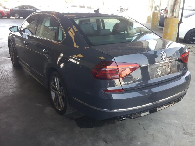 2017 VOLKSWAGEN PASSAT R-L 1VWDT7A34HC043225