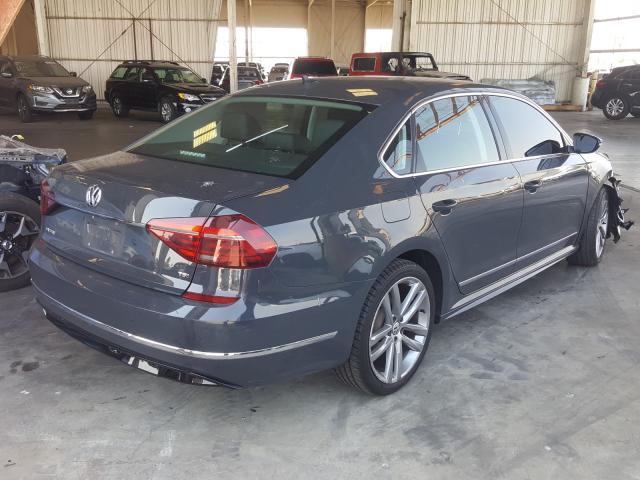 2017 VOLKSWAGEN PASSAT R-L 1VWDT7A34HC043225