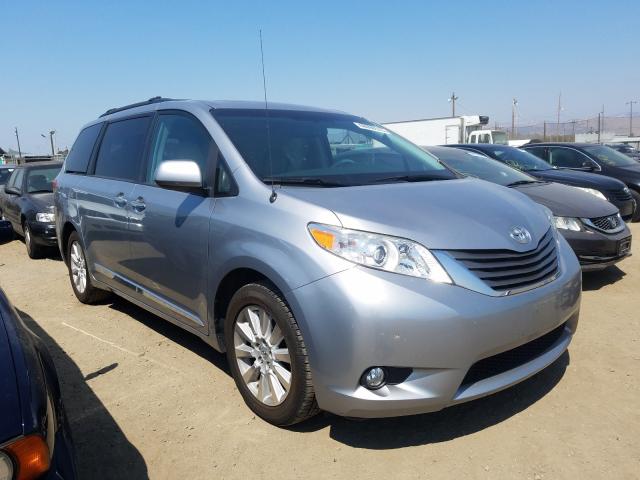 2013 TOYOTA SIENNA XLE