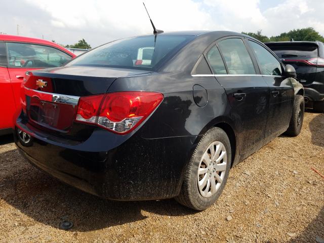 2011 CHEVROLET 136 1G1PC5SH6B7239593