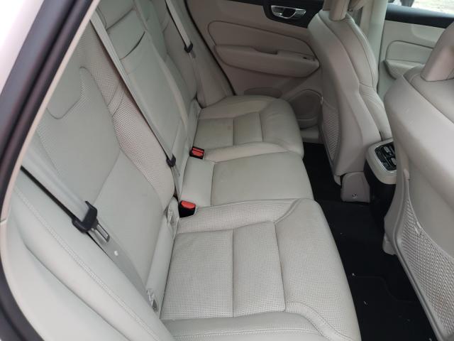 2018 VOLVO XC60 T6 IN YV4A22RL8J1010338