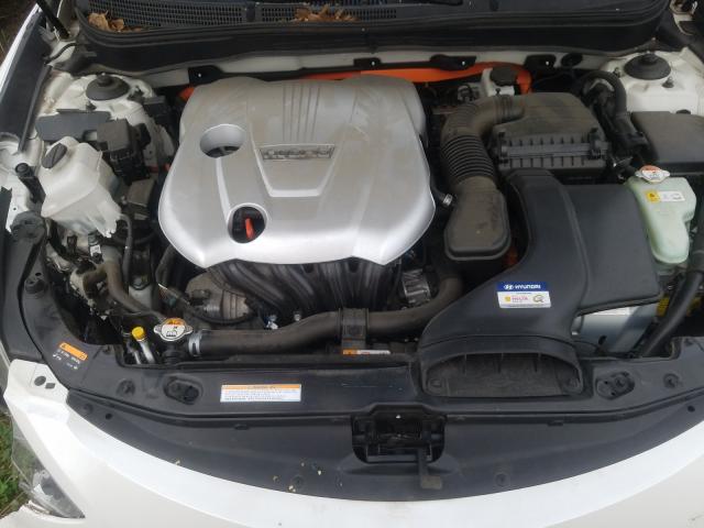 2015 HYUNDAI SONATA HYB KMHEC4A4XFA124104