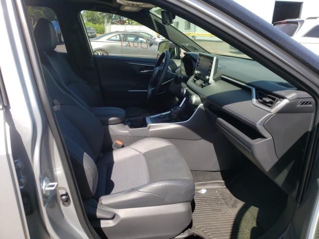 2019 TOYOTA RAV4 XSE JTMEWRFV1KJ023215