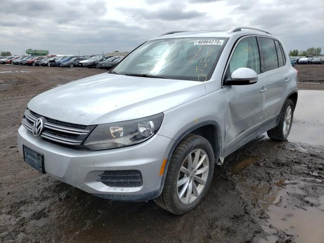 2017 VOLKSWAGEN TIGUAN WOL WVGSV7AX2HK019952