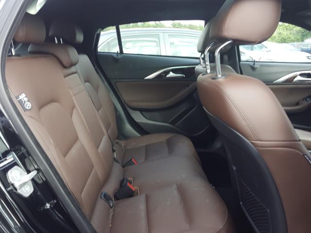 2017 INFINITI QX30 BASE SJKCH5CR5HA034144