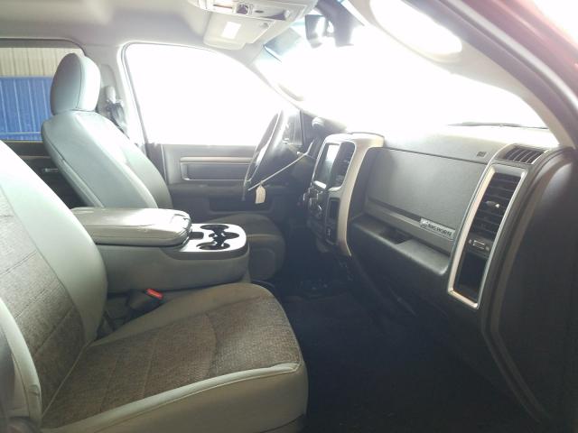 2016 RAM 1500 SLT 1C6RR6LT9GS221382