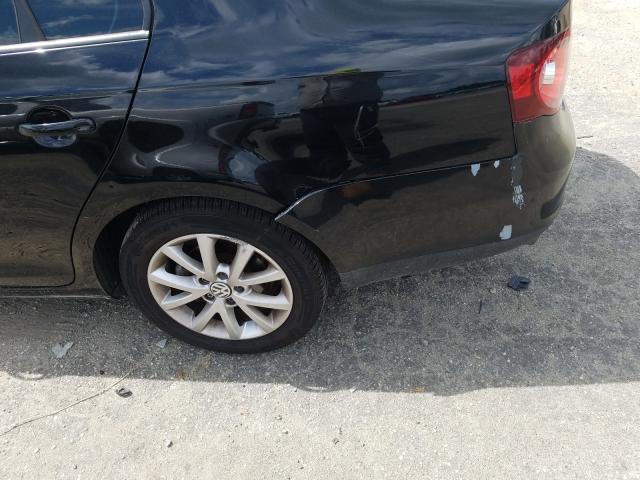 2010 VOLKSWAGEN JETTA LIMI 3VWAX7AJ8AM144195