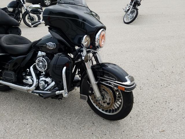 2011 HARLEY-DAVIDSON FLHTCU 1HD1FC414BB670177