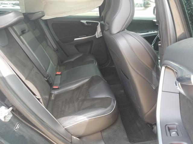 2015 VOLVO XC60 T6 R- YV4902RH0F2560400