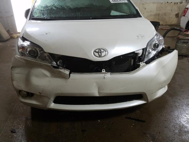 2017 TOYOTA SIENNA XLE 5TDDZ3DC2HS155042