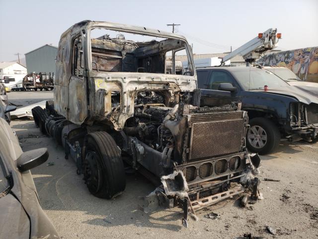 Salvage cars for sale from Copart Colton, CA: 2014 Volvo VN VNL
