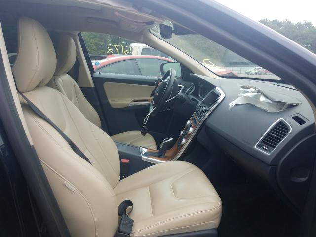 2017 VOLVO XC60 T5 IN YV440MDU6H2106326