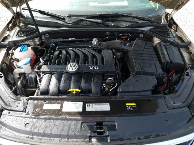 2016 VOLKSWAGEN PASSAT SEL 1VWCM7A3XGC022323