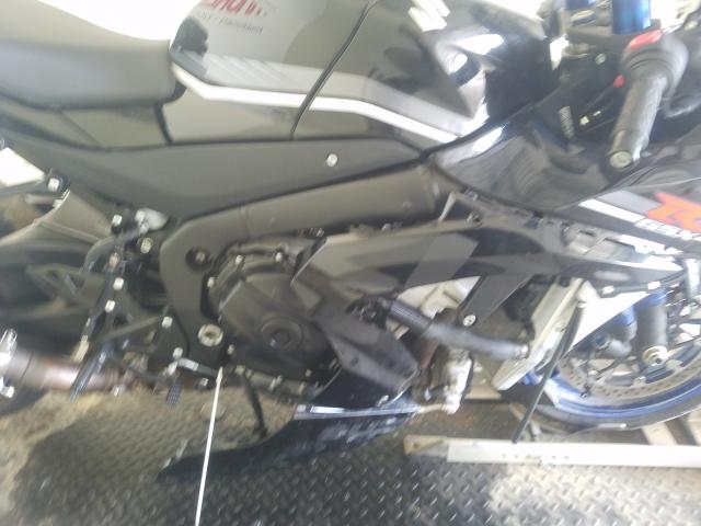 2018 SUZUKI GSX-R1000 JS1DM11H7J2100032
