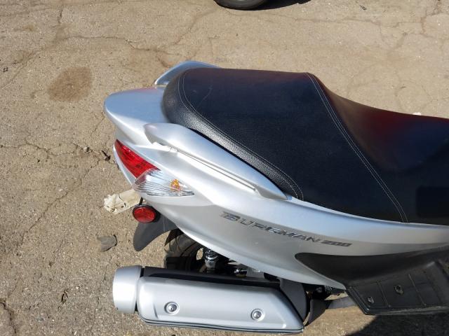 2018 SUZUKI UH200 MLCCH41A1J1600061
