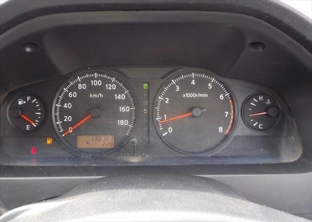 2011 NISSAN NV VRE25044000