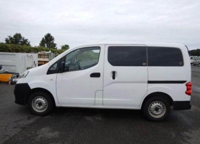 2010 NISSAN NV200 VM20013024