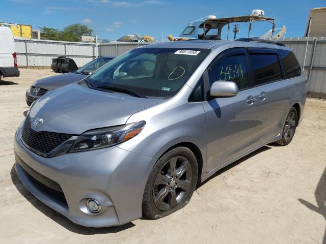 2016 TOYOTA SIENNA SE 5TDXK3DC3GS719930