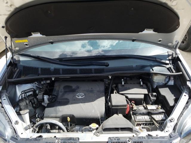 2016 TOYOTA SIENNA SE 5TDXK3DC3GS719930