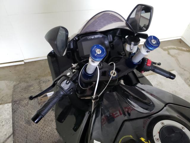 2018 SUZUKI GSX-R1000 JS1DM11H7J2100032