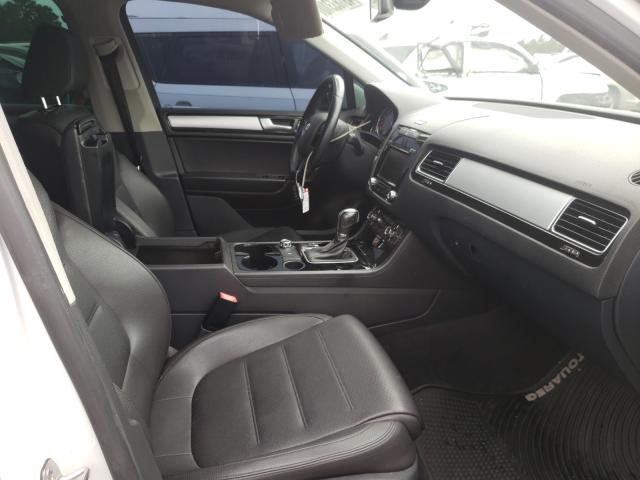 2014 VOLKSWAGEN TOUAREG V6 WVGEF9BP1ED005609