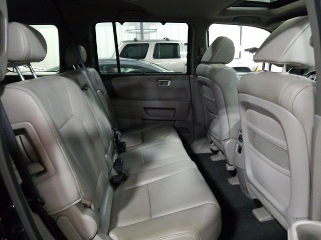 2010 HONDA PILOT TOUR 5FNYF4H8XAB014820