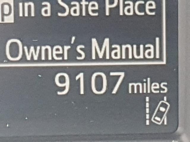 2018 TOYOTA RAV4 LE JTMZFREV8JJ741667