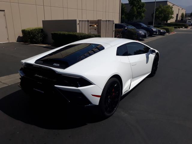 VIN ZHWUF4ZF4LLA14155 2020 Lamborghini Huracan, Evo no.4