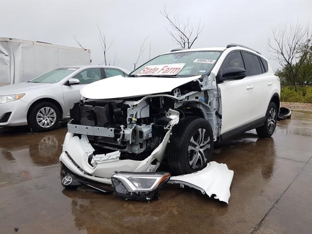 2018 TOYOTA RAV4 LE JTMZFREV8JJ741667