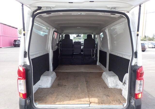 2012 NISSAN NV VW6E26000692