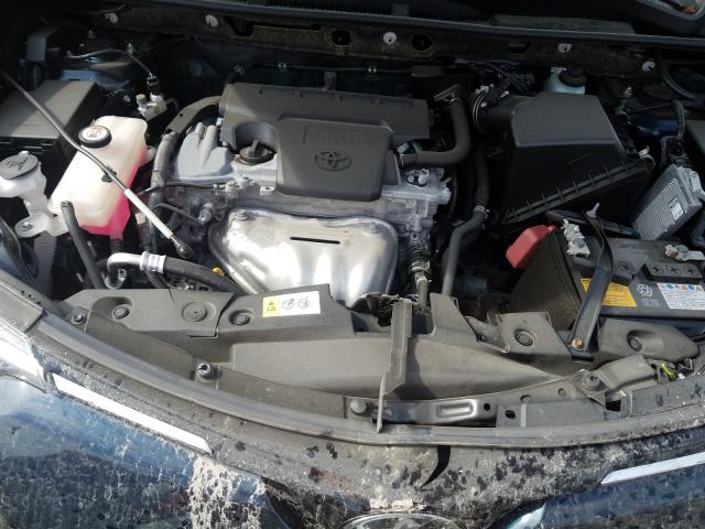 2017 TOYOTA RAV4 LE JTMBFREV6HJ119709