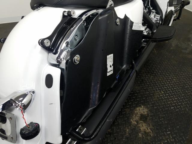 2016 HARLEY-DAVIDSON FLHX STREE 1HD1KBM14GB689549
