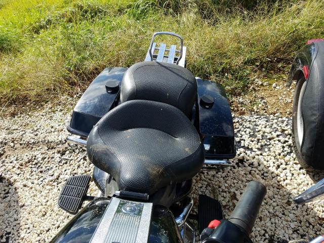 2005 HARLEY-DAVIDSON FLHPI 1HD1FHW195Y707753