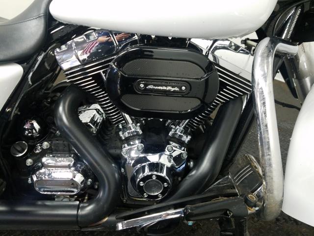 2016 HARLEY-DAVIDSON FLHX STREE 1HD1KBM14GB689549