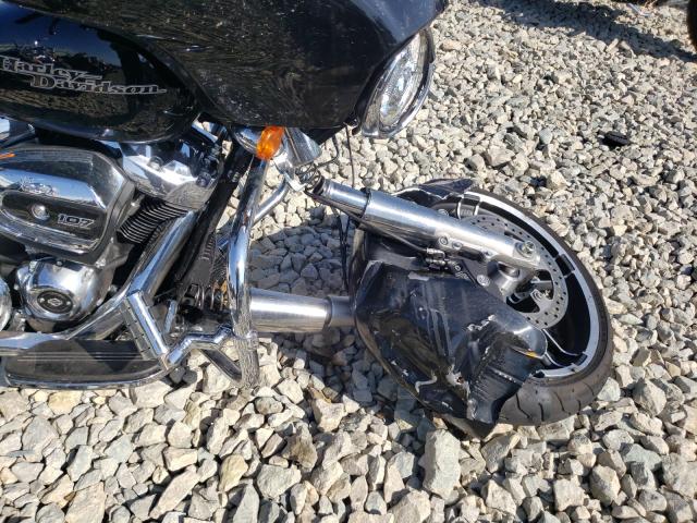 2019 HARLEY-DAVIDSON FLHX 1HD1KBC12KB680858