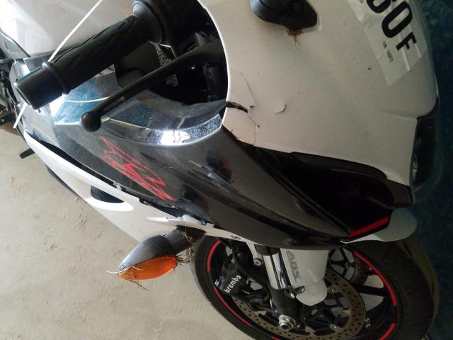 2020 SUZUKI GSX-R1000 JS1DM11BXL7100012