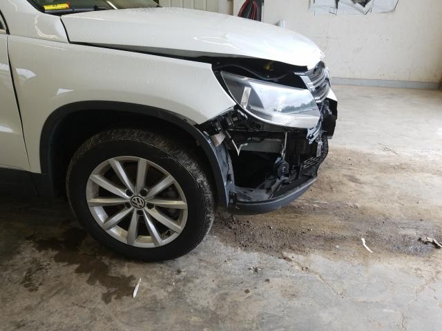 2017 VOLKSWAGEN TIGUAN WOL WVGRV7AX1HW502162
