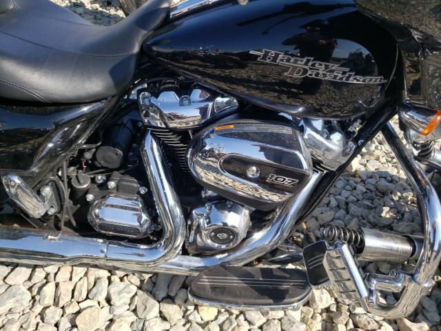 2019 HARLEY-DAVIDSON FLHX 1HD1KBC12KB680858