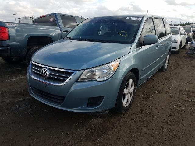 2010 VOLKSWAGEN ROUTAN SE 2V4RW3D13AR406832
